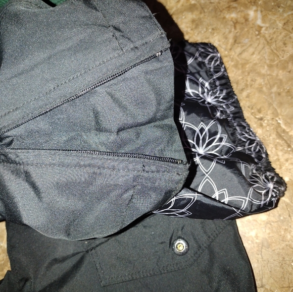 Child's Bodyglove Snow pants - Picture 4 of 16